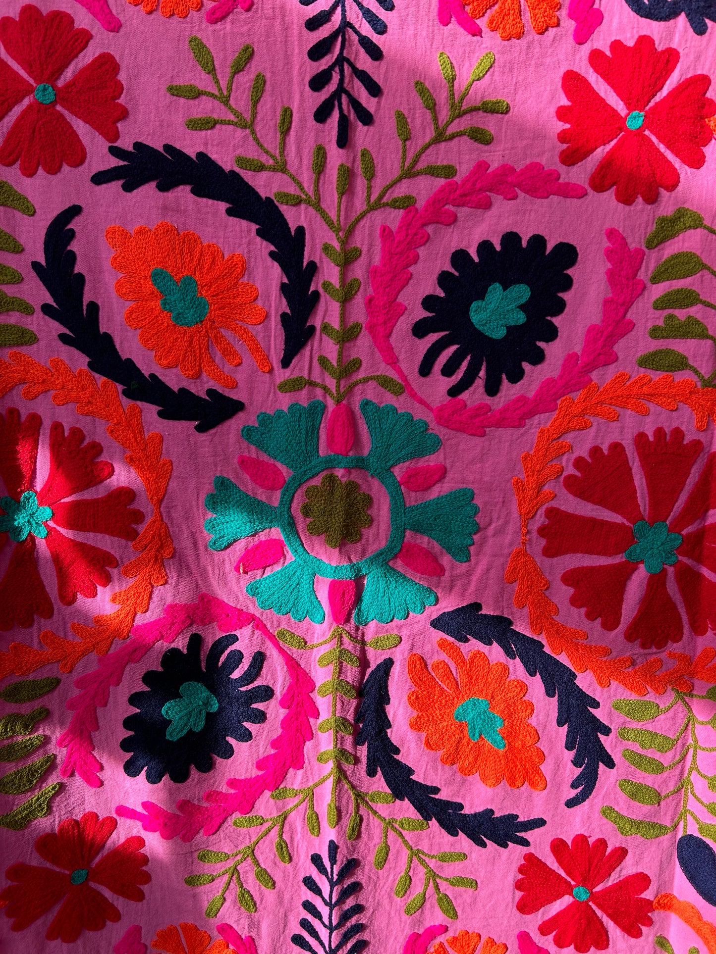 suzani-stitched-wall-hanging-bedspread-traditional-colours-pink-detail-pattern-bold