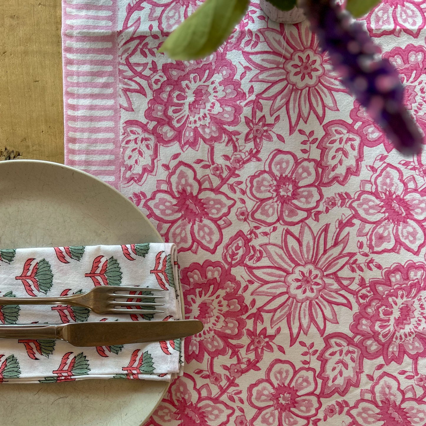table-runner-pink-floral-block-printed-pretty-tablescape-detail-dining