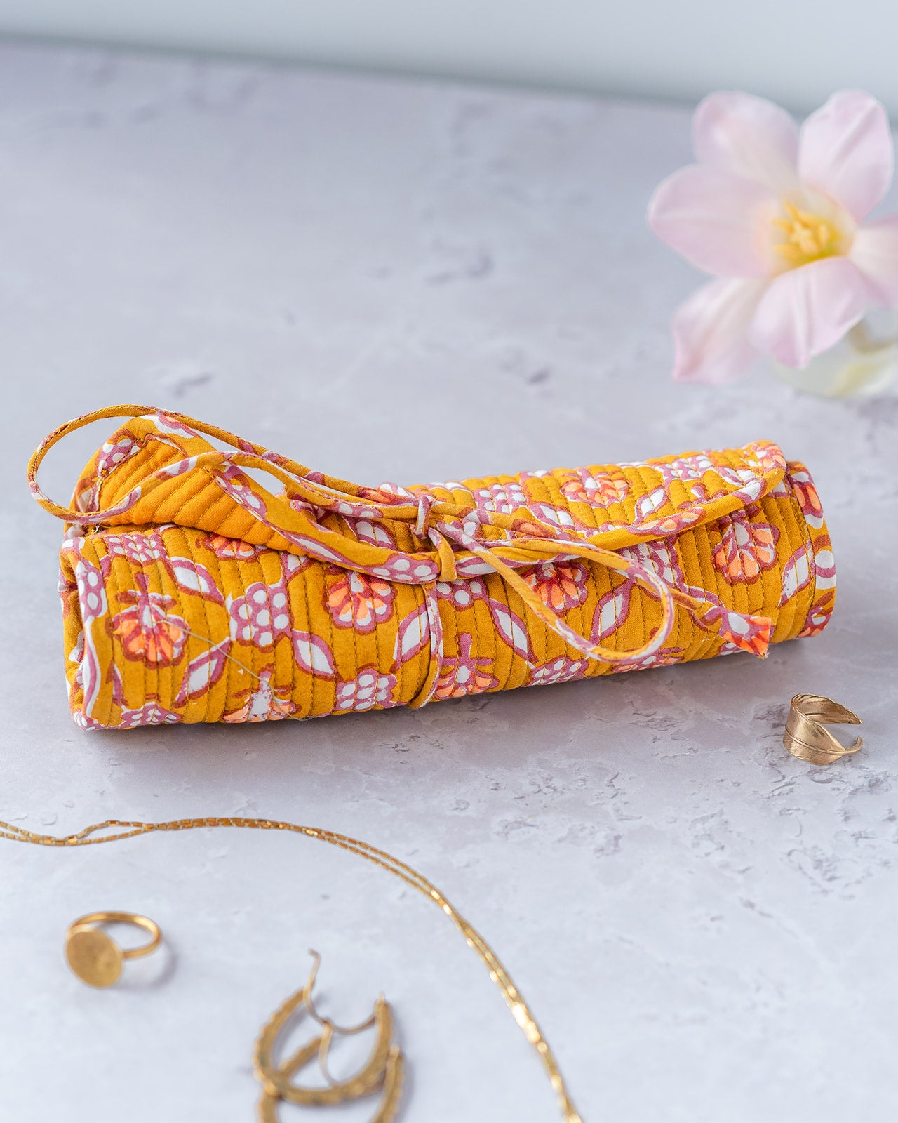 JEWELLERY-ROLL-NECTAR-PETAL-BLOCK-PRINTED-rolled