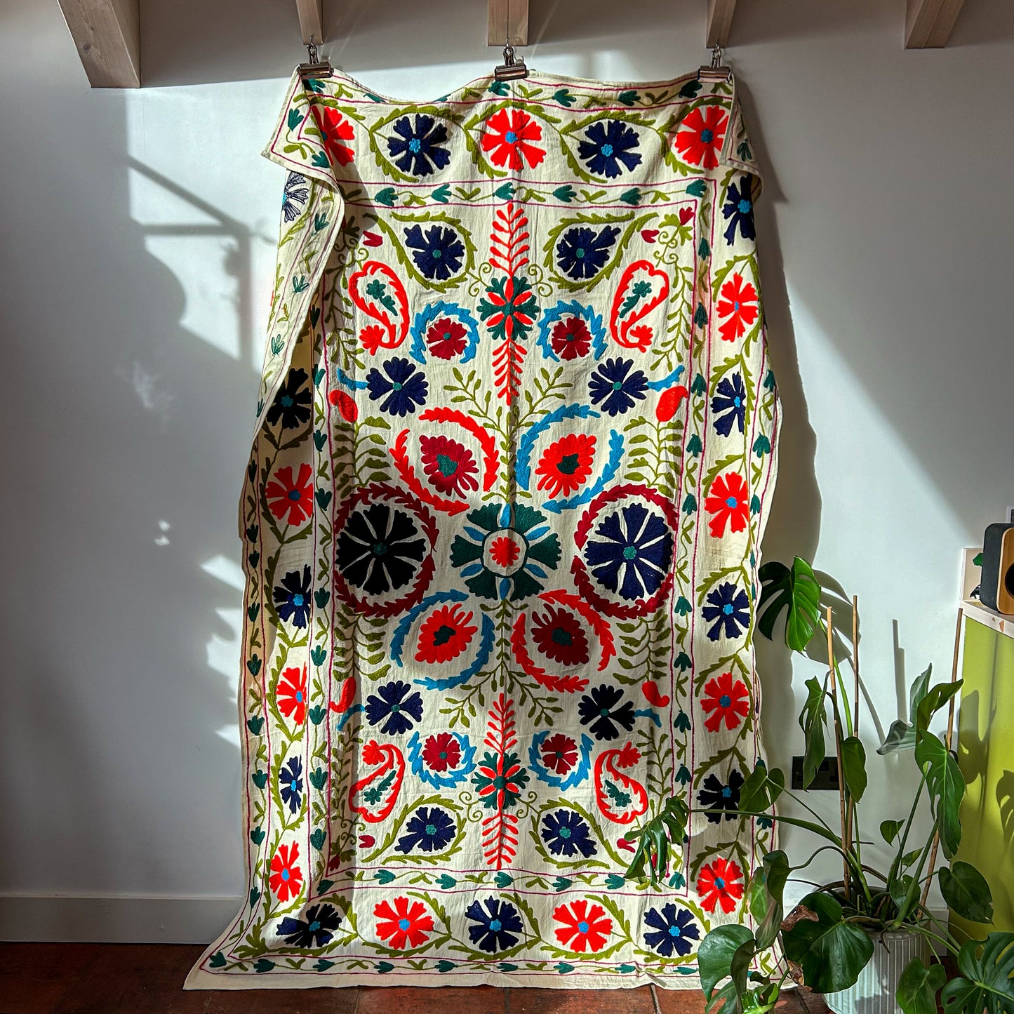 suzani-stitched-wall-hanging-bedspread-traditional-colours-orange-detail-pattern