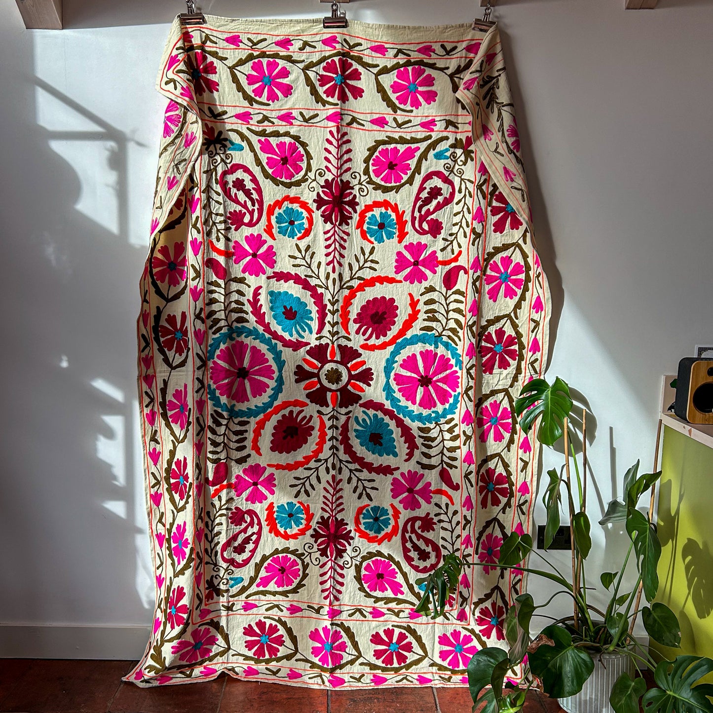 suzani-stitched-wall-hanging-bedspread-pink-traditional-colours-detail-pattern