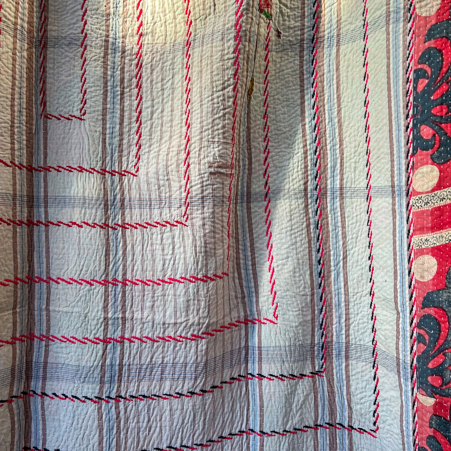 vintage kantha 2047 A throw blanket. stitching