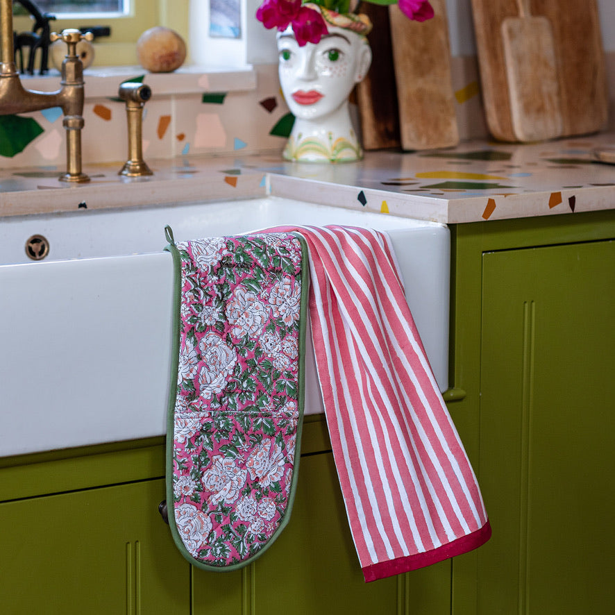 constance-and-denny-kitchen-oven-glove-tea-towel