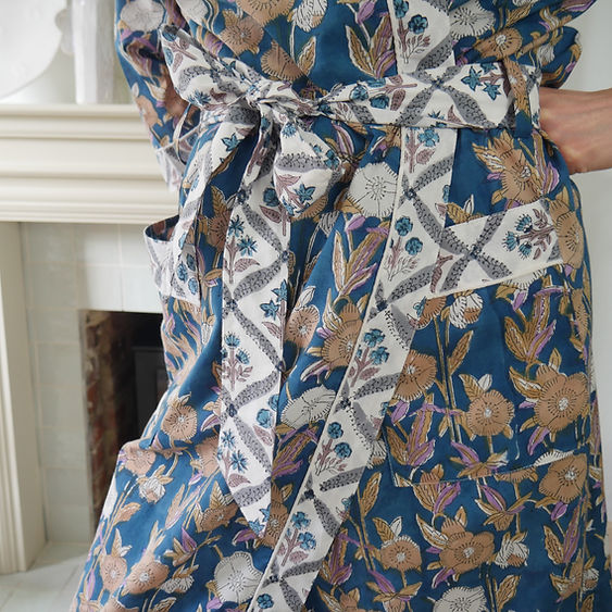 BLUE FLORAL robe