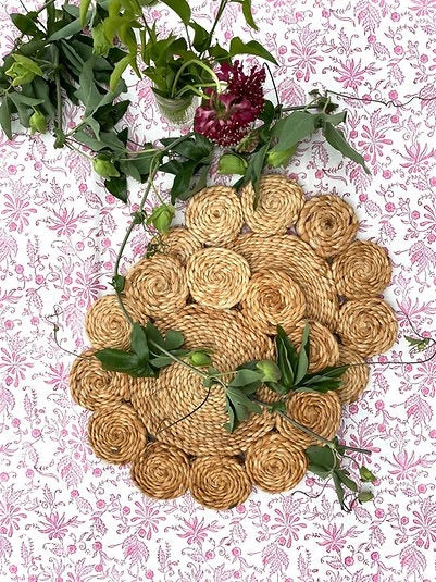 FLOWER CIRCLES pair of jute placemats