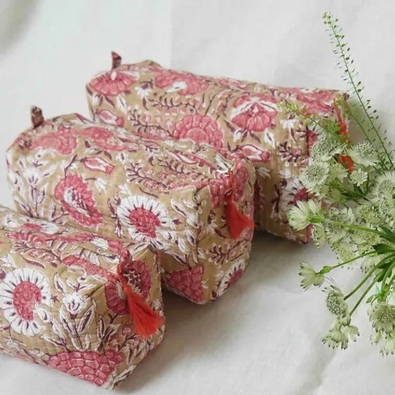 GERANIUM cosmetic bag