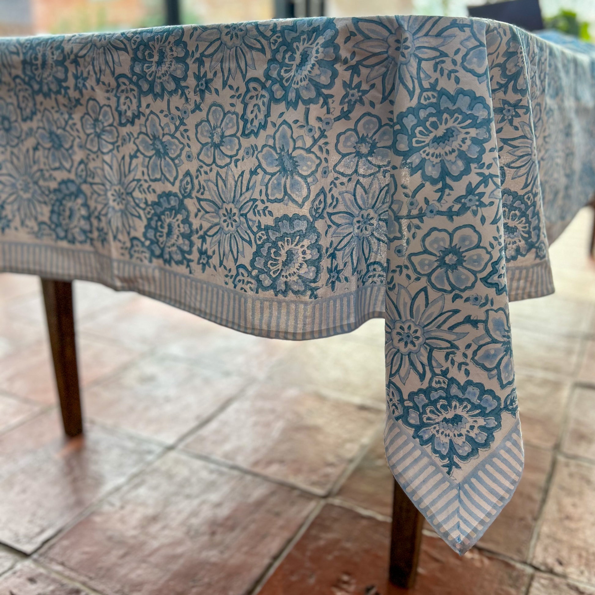 constance-and-denny-meadow-baby-blue-tablecloth-block-printed