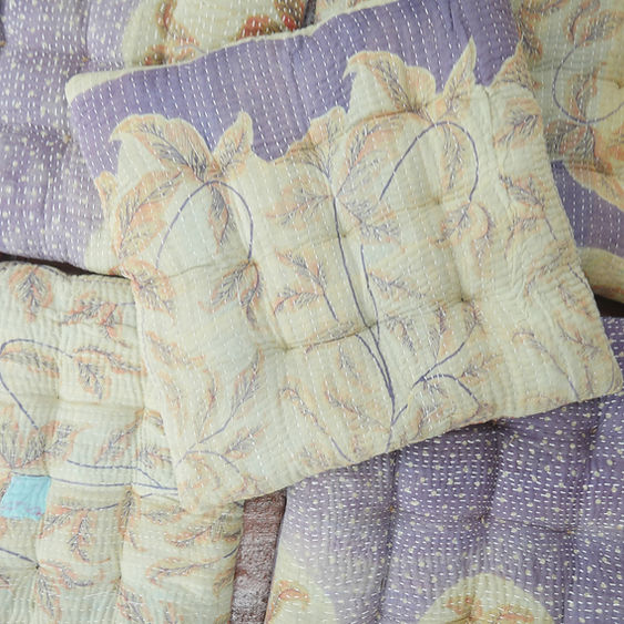 LILAC & LEAVES seat pads x 6