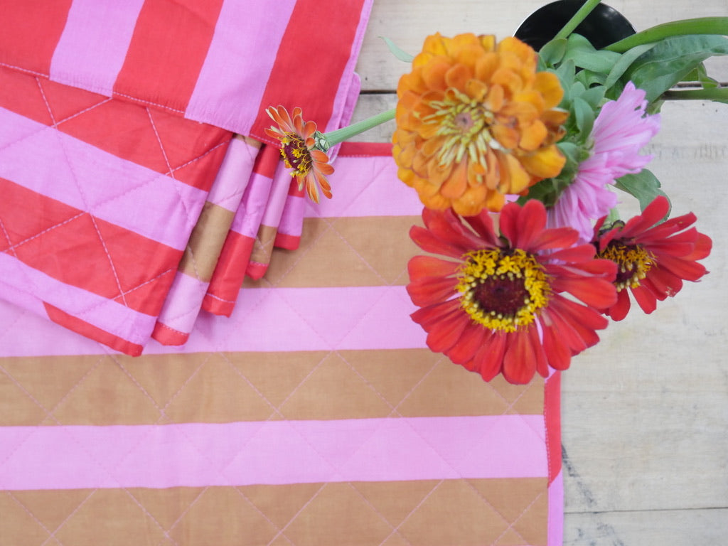 constance-and-denny-pink-wide-stripe-set-of-6-detail