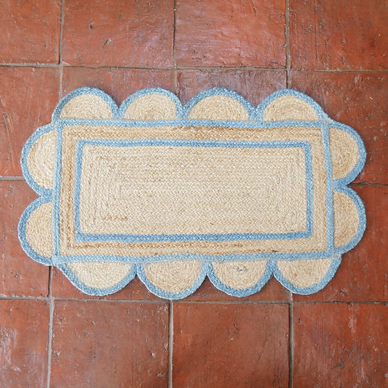 TEAL scalloped jute floor mat