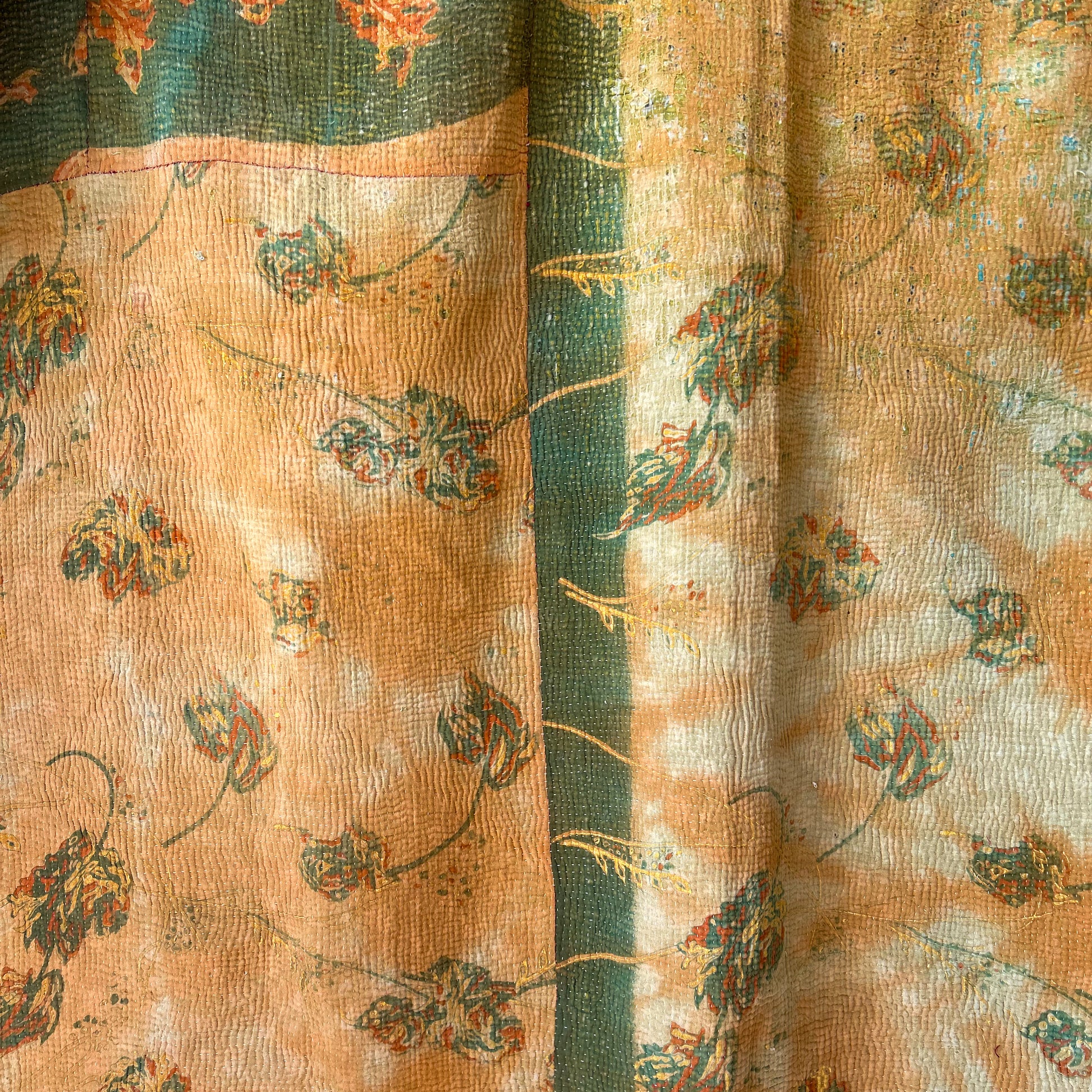 Vintage-kantha-2023-A-blanket-throw-blanket-detail