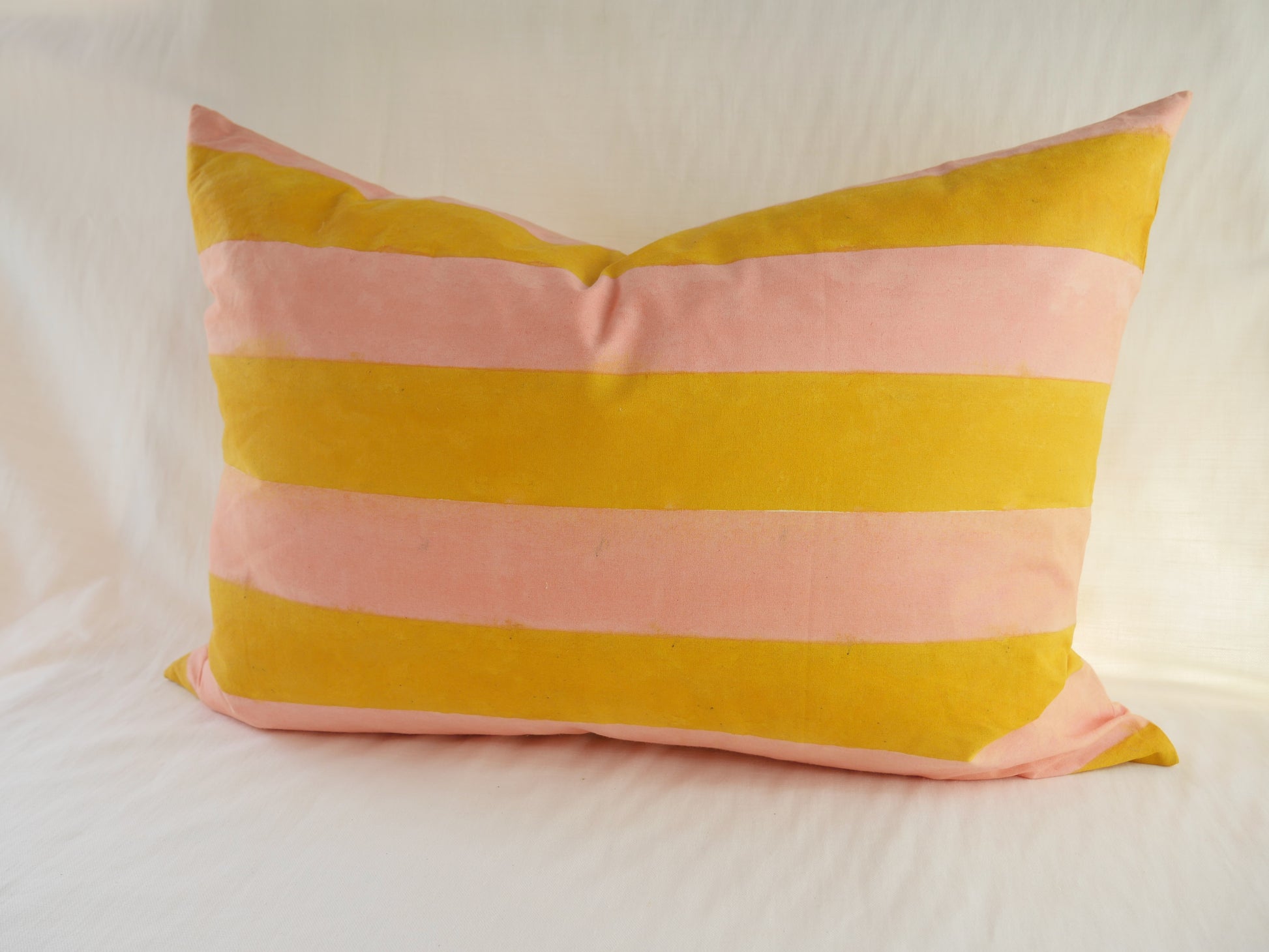 WIDE STRIPE CUSHION BLOCK PRINTED 