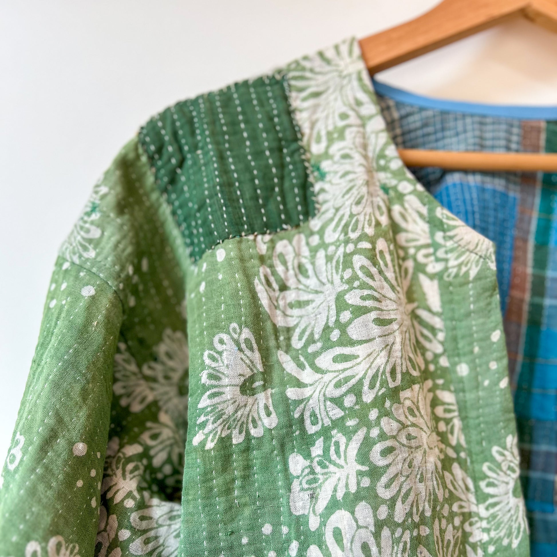 kantha-vintage-jacket-12-handmade-clothing-constance-and-denny-cotton-women-green-detail