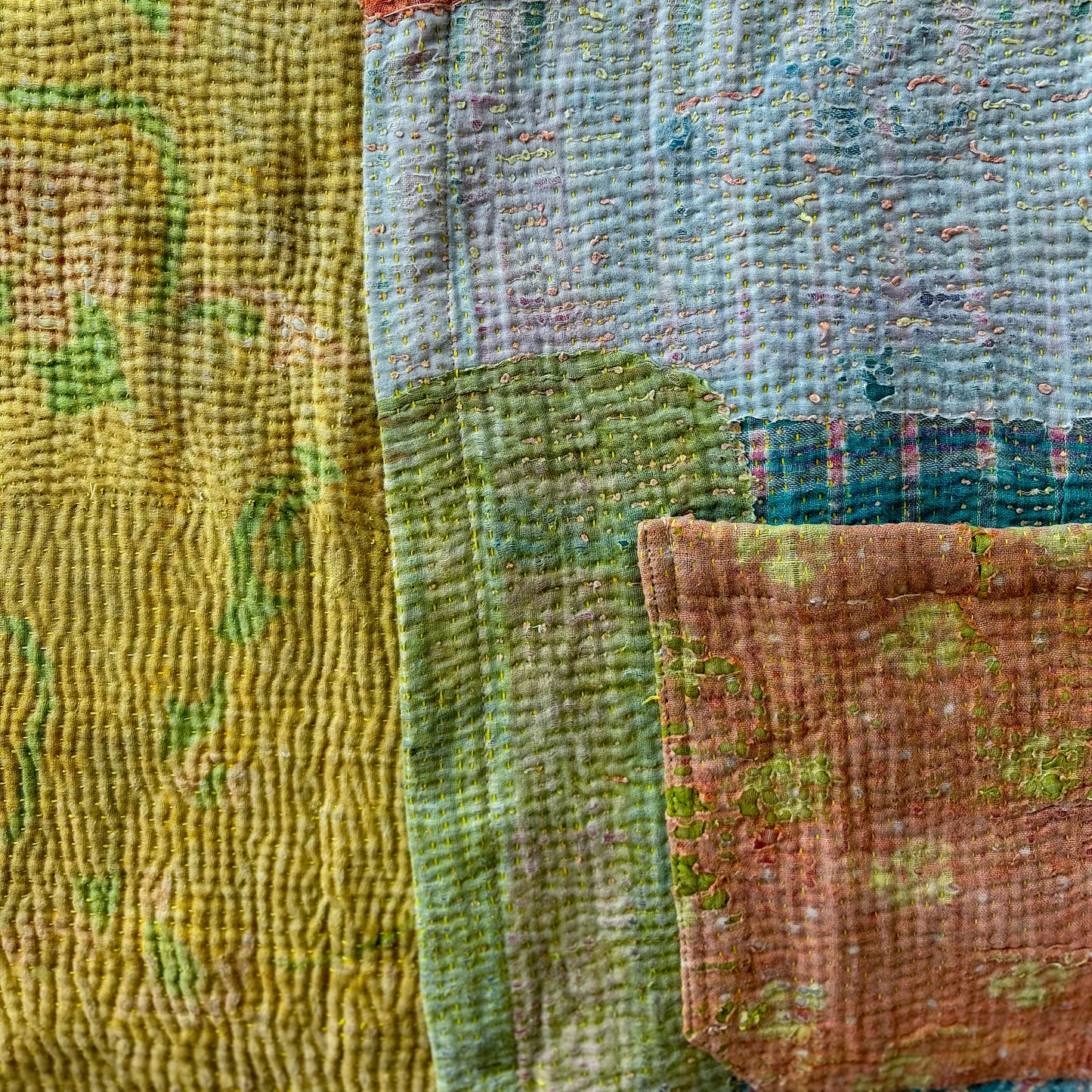 kantha-vintage-jacket-15-handmade-clothing-constance-and-denny-cotton-women-yellow-shortjacket-detail