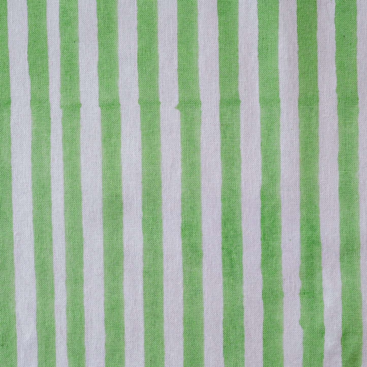 GREEN AND WHITE BLOCK PRINTED NAPKIN