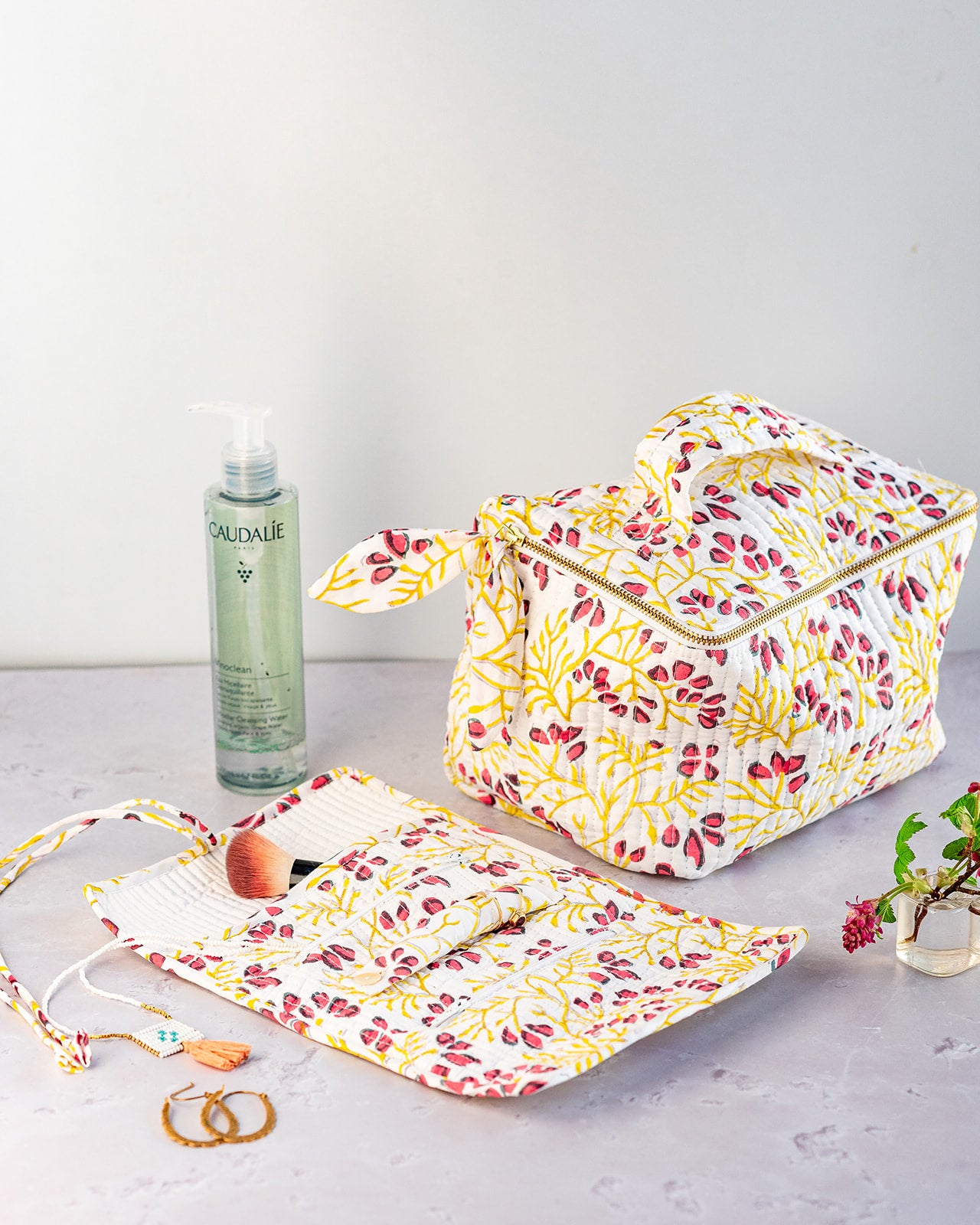constance-and-denny-block-printed-jewellery-roll-storage-hand-made-white-floral-jasmin-open-pockets-ring-roll-set