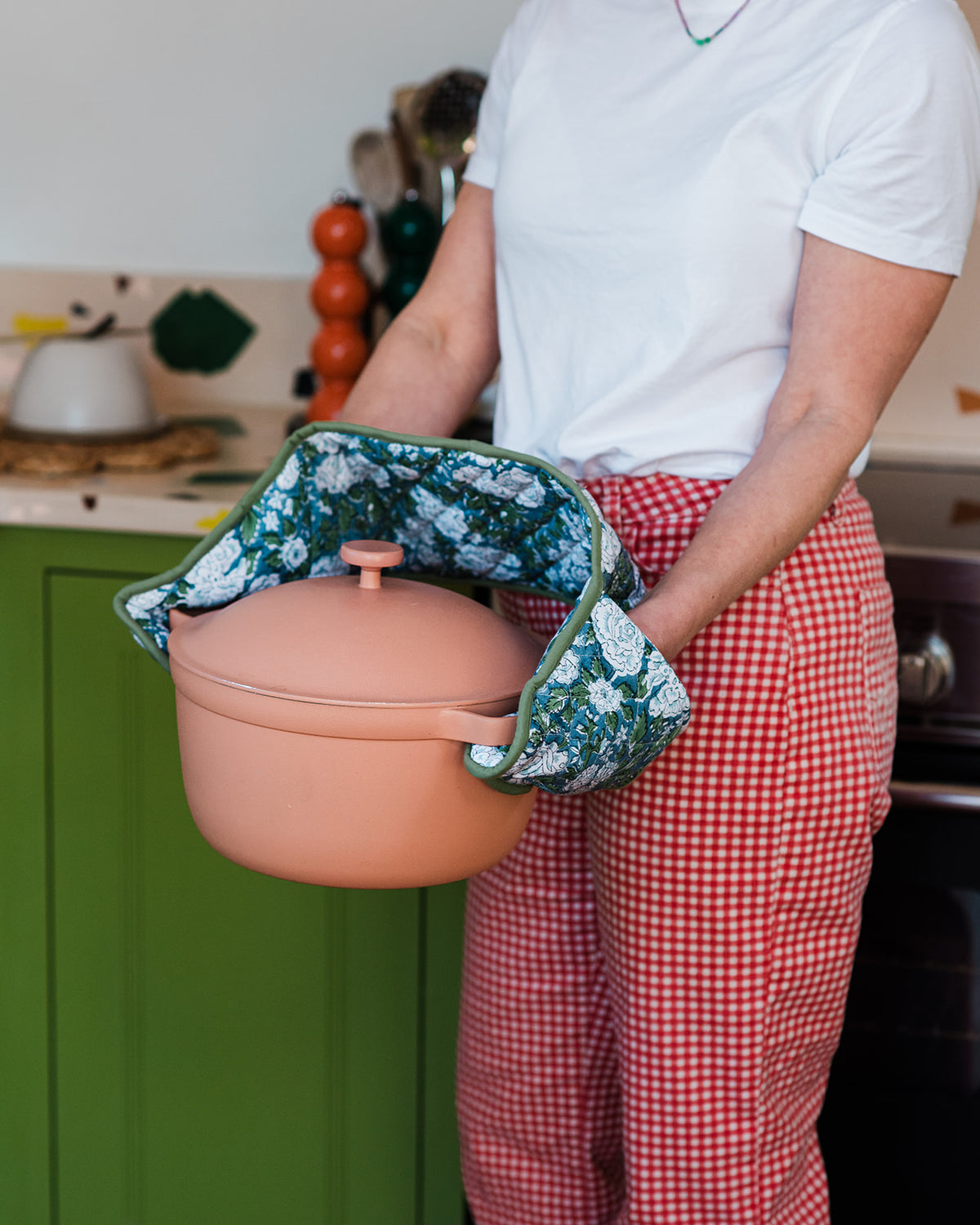 NEW IN BLOOM GREEN double oven glove