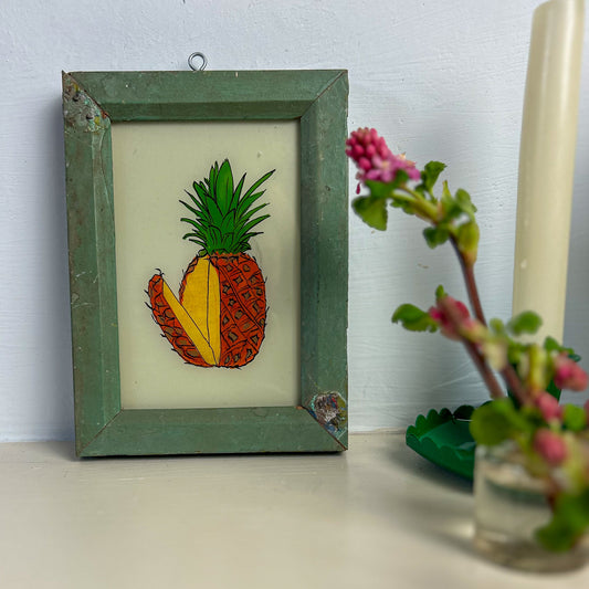 constance-and-denny-indian-reverse-painting-boxed-packaging-hand-painted-artisan-pineapple