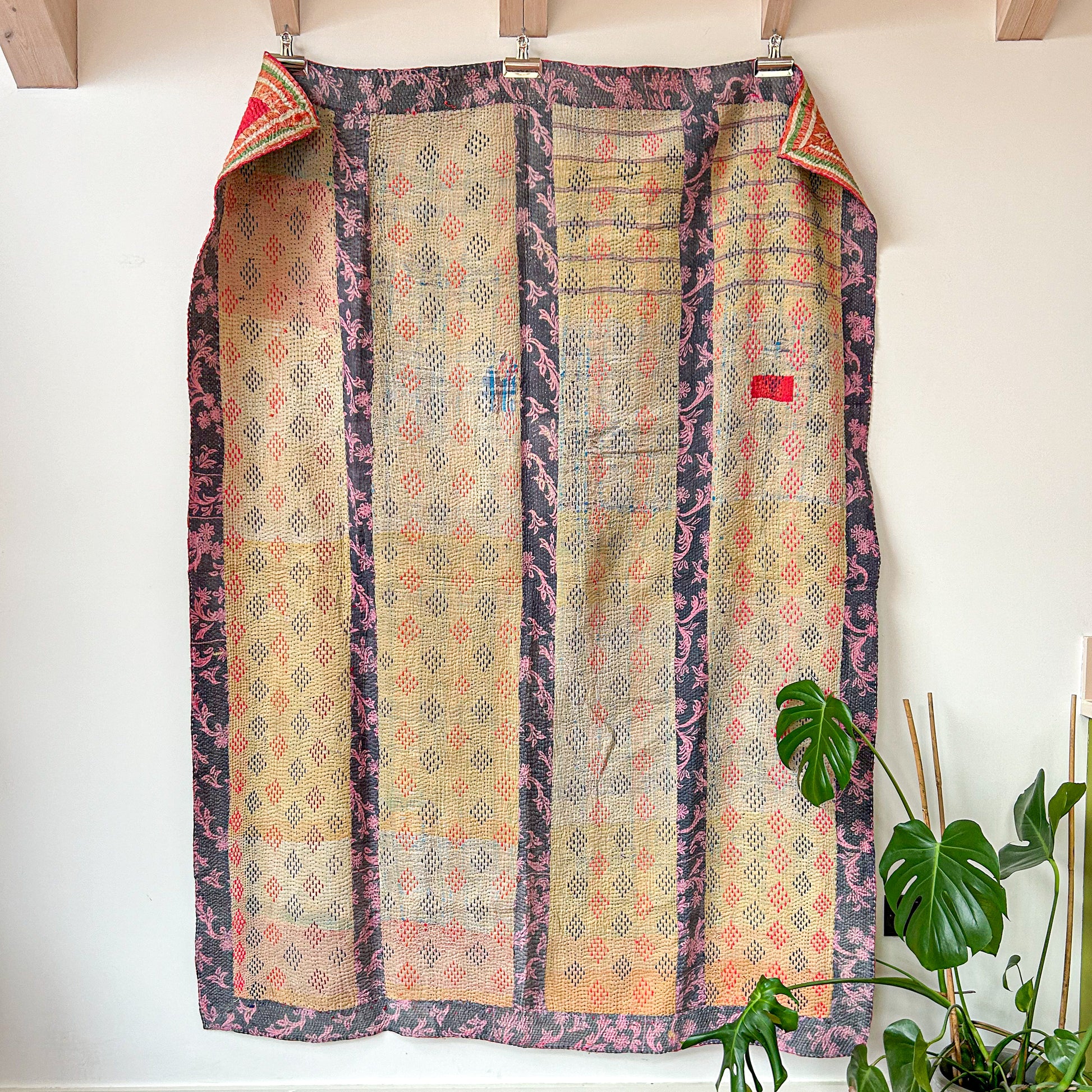 vintage-kantha-red-throw-quilt-blanket-pink-stripe