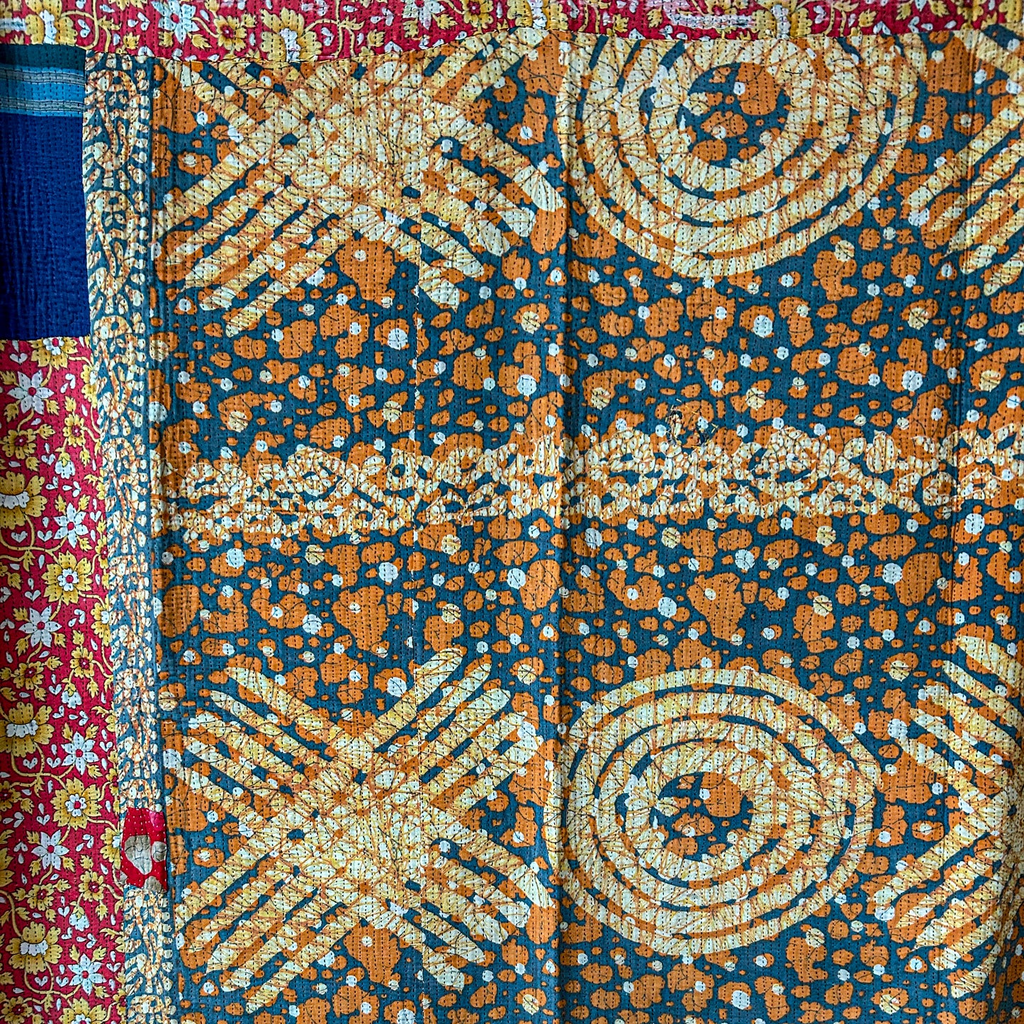 vintage-kantha-quilt-throw-quilt-x-o-detail