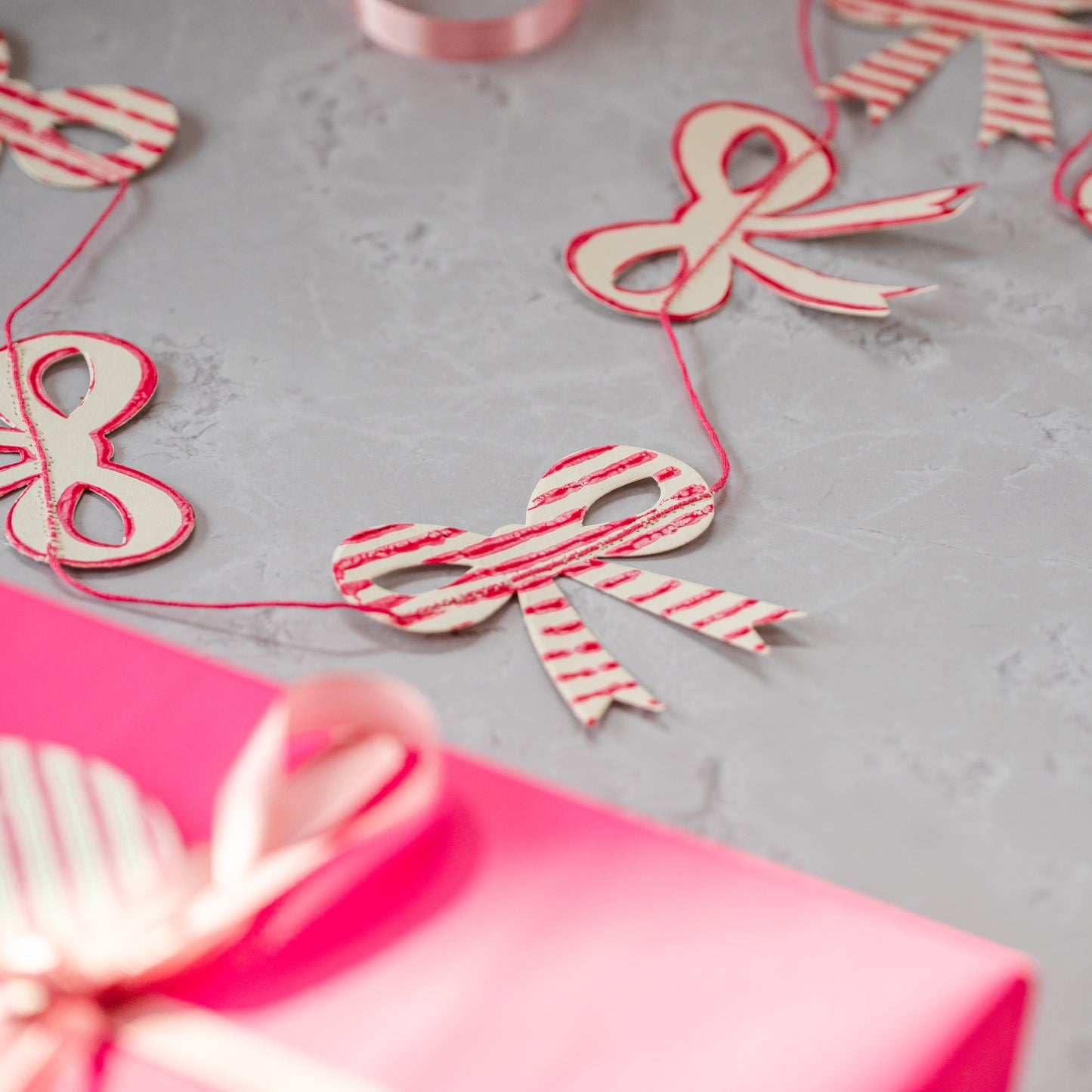 NEW BOW PEONY 3 metre garland
