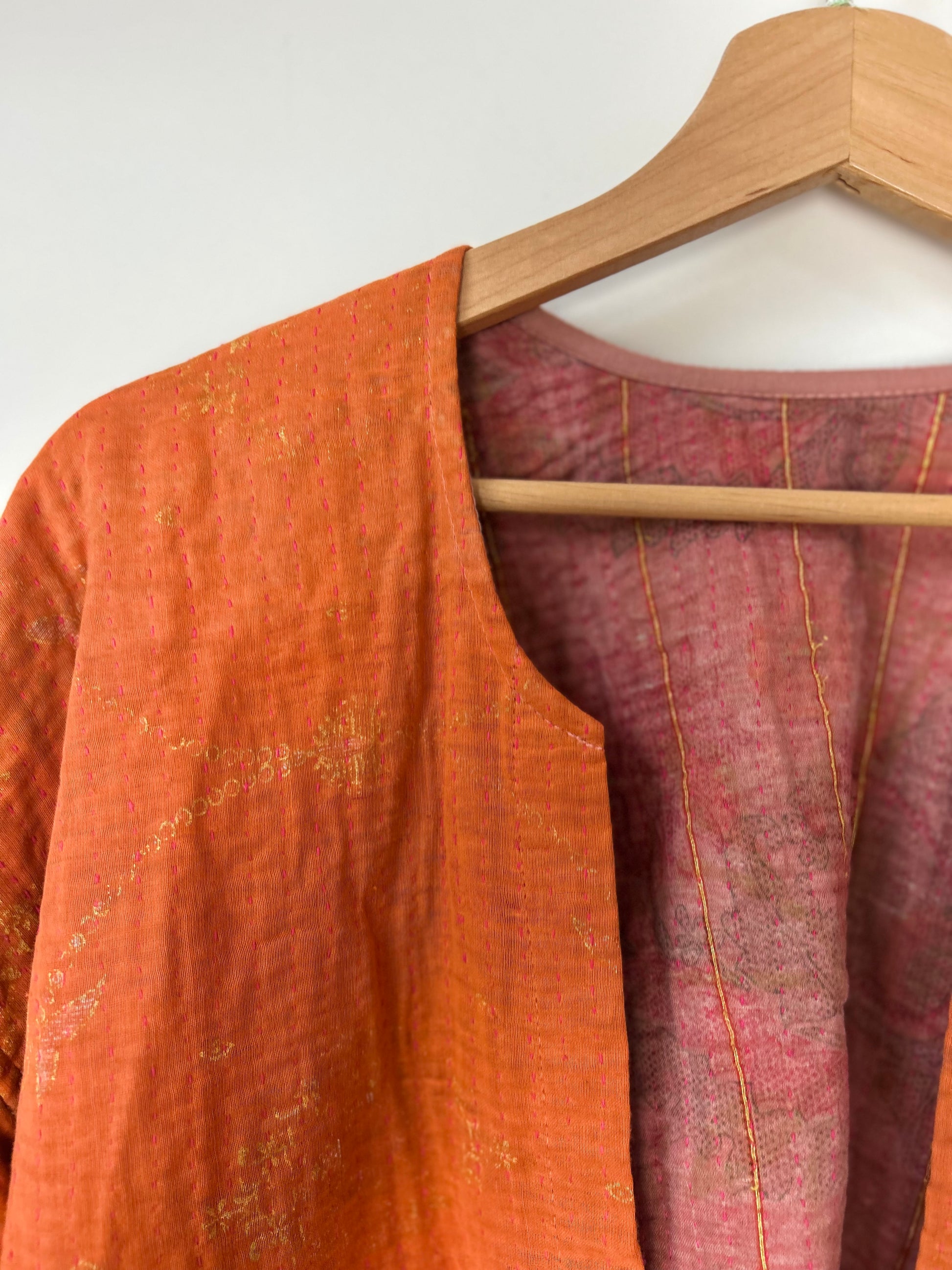 vintage-kantha-jacket-corange-48-handmade-collar