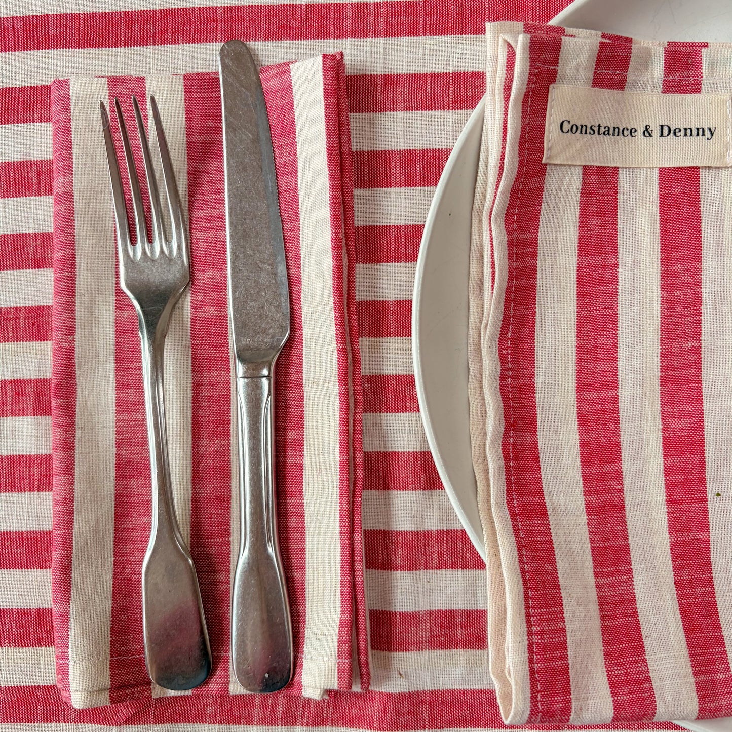 woven napkins with cuterly